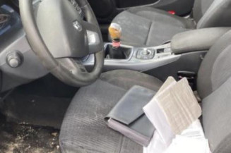 Bras essuie glace arriere RENAULT LAGUNA 3