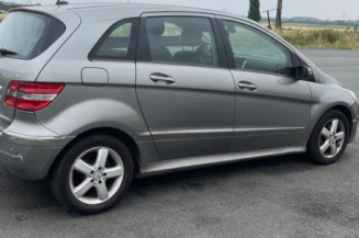 Feu arriere principal droit (feux) MERCEDES CLASSE B 245