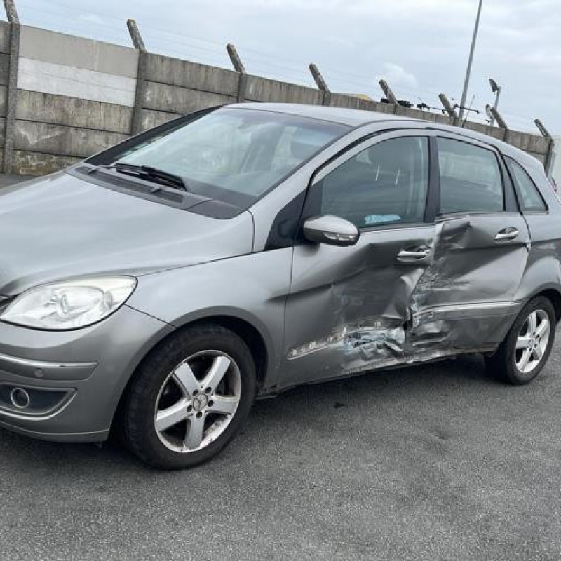 Feu arriere principal droit (feux) MERCEDES CLASSE B 245 Photo n°7