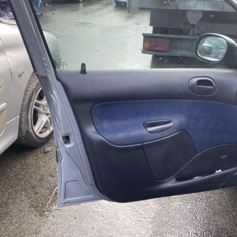 Boitier air bag PEUGEOT 206 Photo n°16