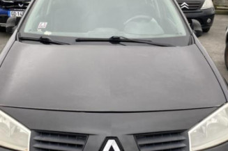 Calandre RENAULT MEGANE 2