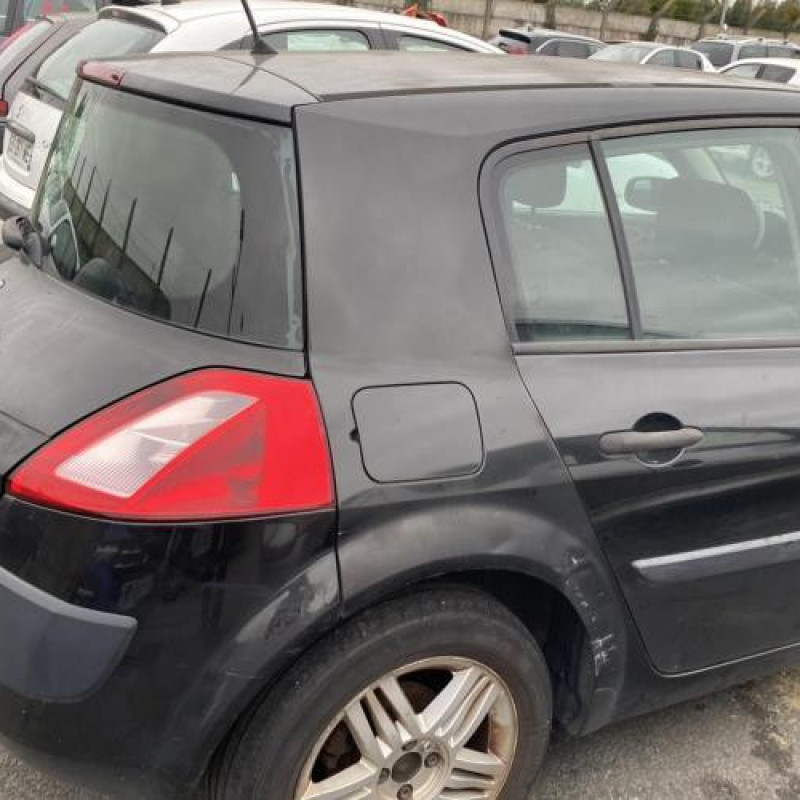 Calandre RENAULT MEGANE 2 Photo n°14