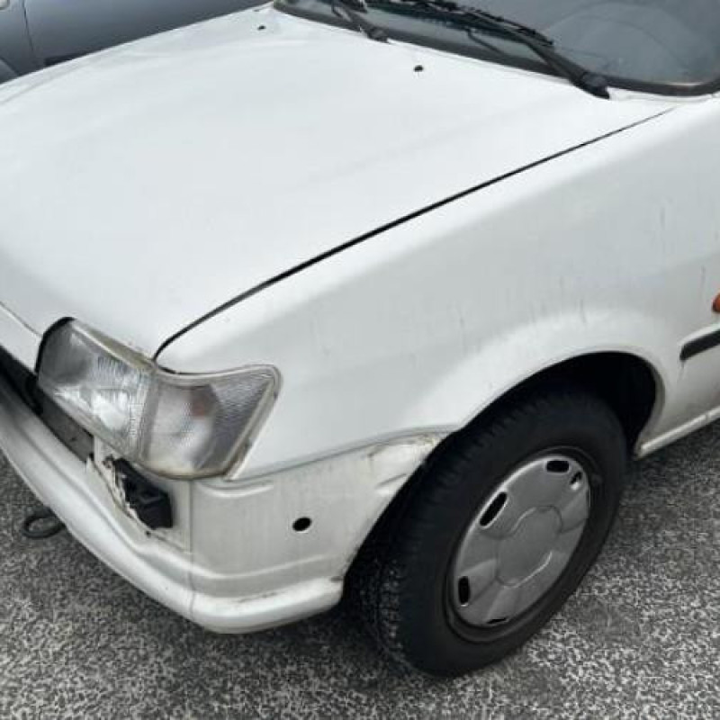 Feu arriere principal droit (feux) FORD FIESTA 3 Photo n°7