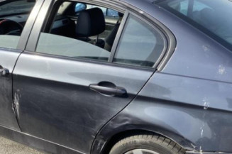 Vitre avant gauche BMW SERIE 3 E90