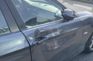 Vitre avant gauche BMW SERIE 3 E90