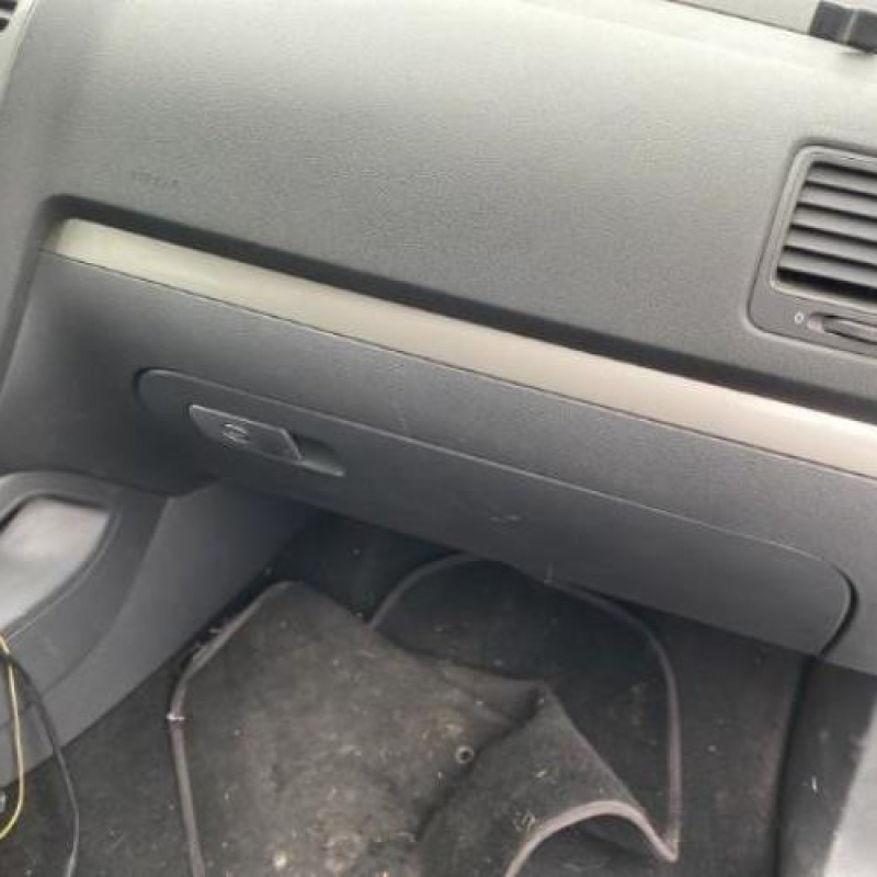 Feu arriere principal droit (feux) VOLKSWAGEN GOLF 5 Photo n°15