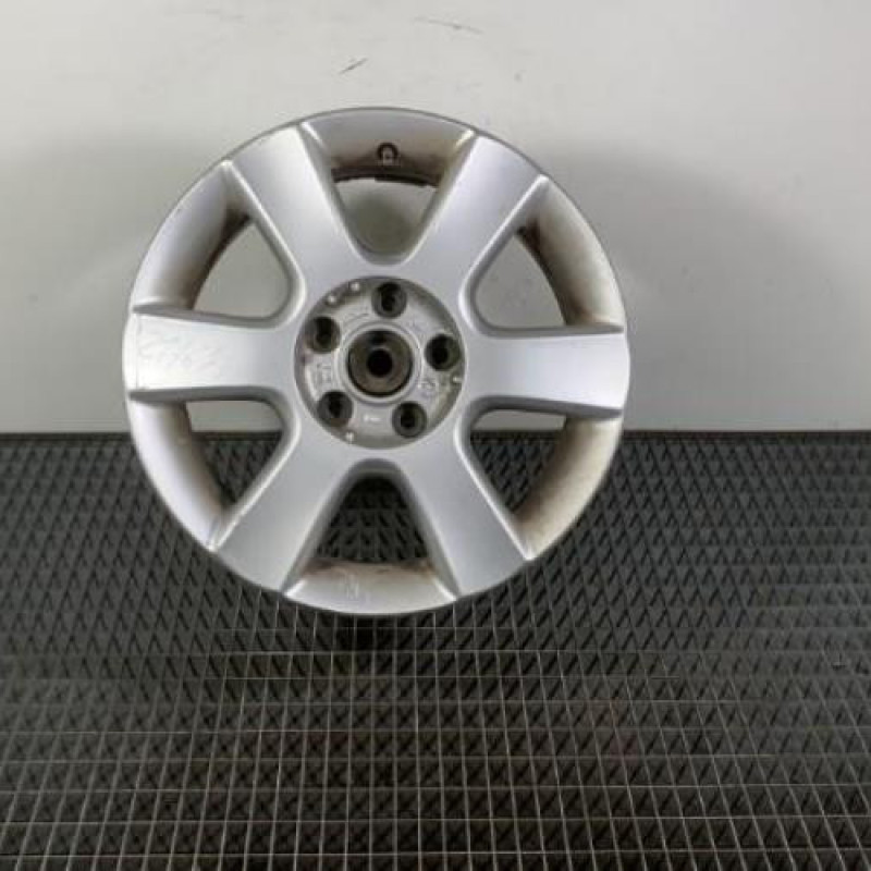 Jante VOLKSWAGEN GOLF 5 Photo n°1