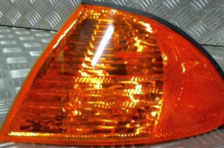 Optique avant secondaire gauche (feux)(clignotant) BMW SERIE 3 E46 Photo n°1
