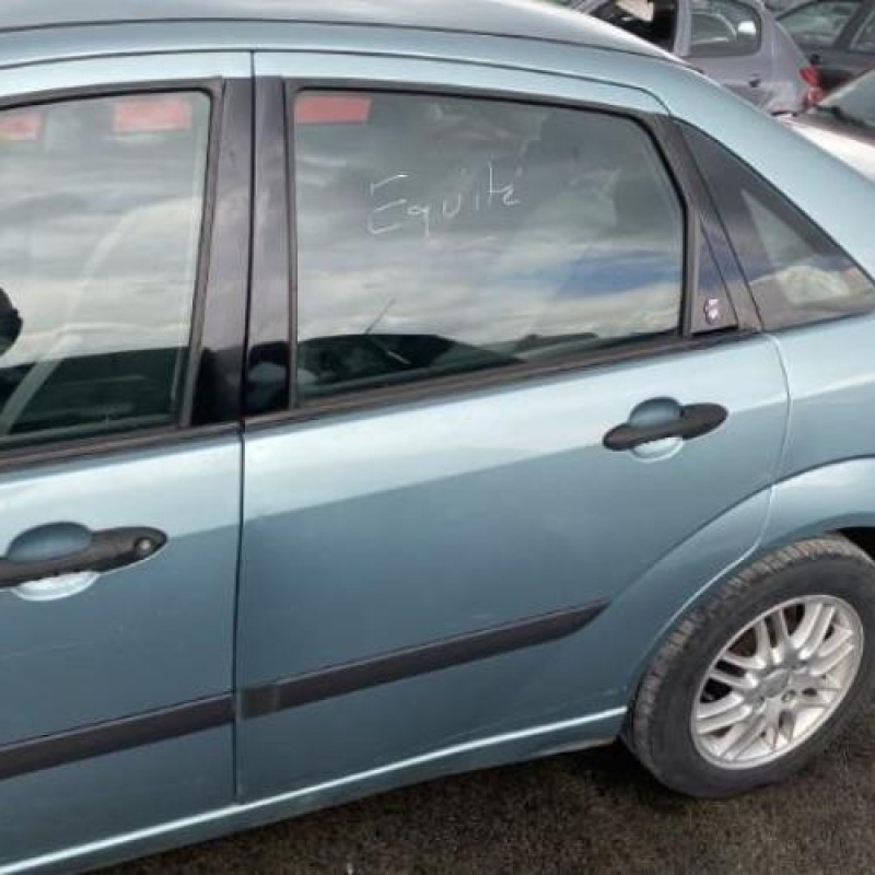 Feu arriere principal droit (feux) FORD FOCUS 1 Photo n°16