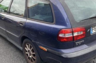 Retroviseur gauche VOLVO V 40 1