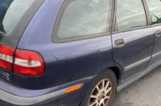 Retroviseur gauche VOLVO V 40 1