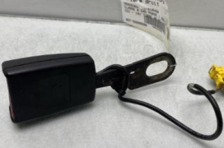 Attache ceinture arriere droit MERCEDES CLASSE B 245