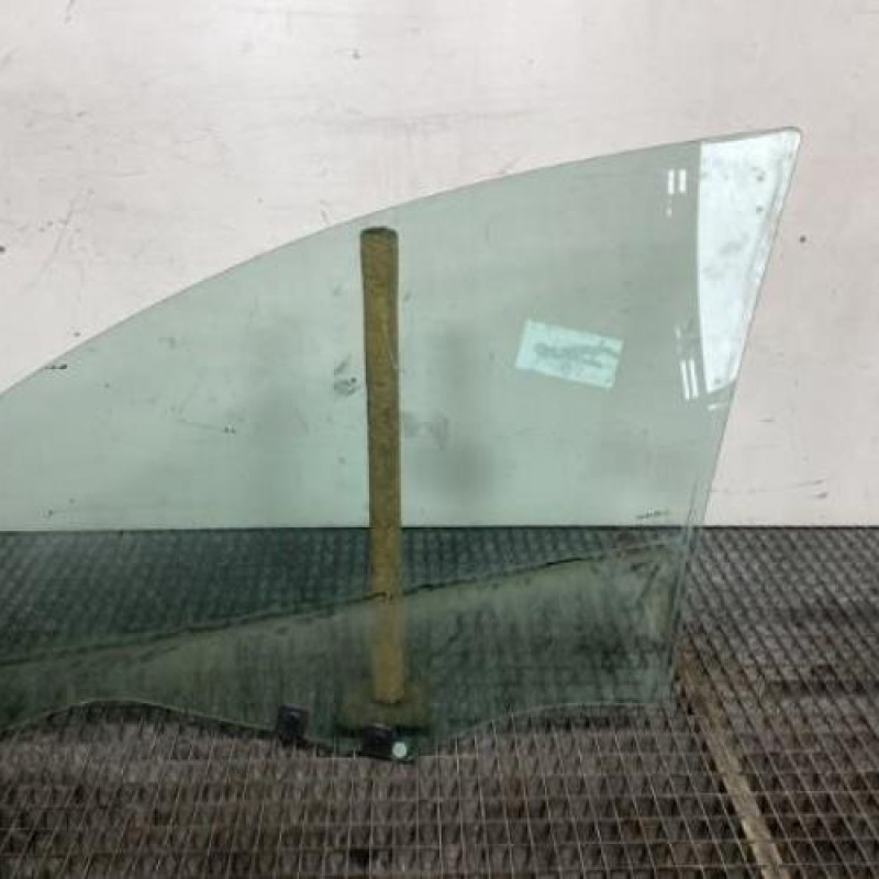 Vitre avant droit RENAULT CLIO 4 Photo n°6