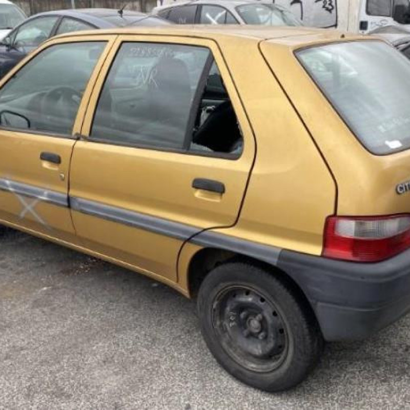 Malle/Hayon arriere CITROEN SAXO Photo n°15