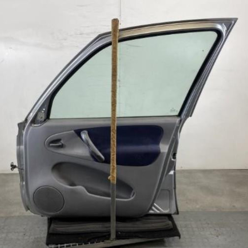 Porte avant droit CITROEN XSARA PICASSO Photo n°5