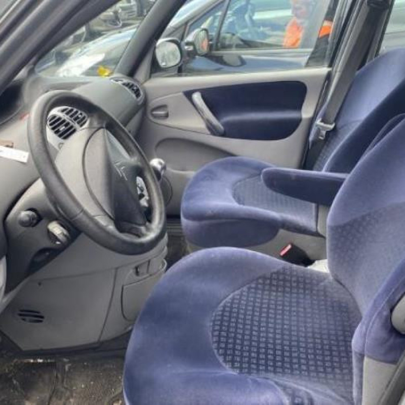 Porte avant droit CITROEN XSARA PICASSO Photo n°11