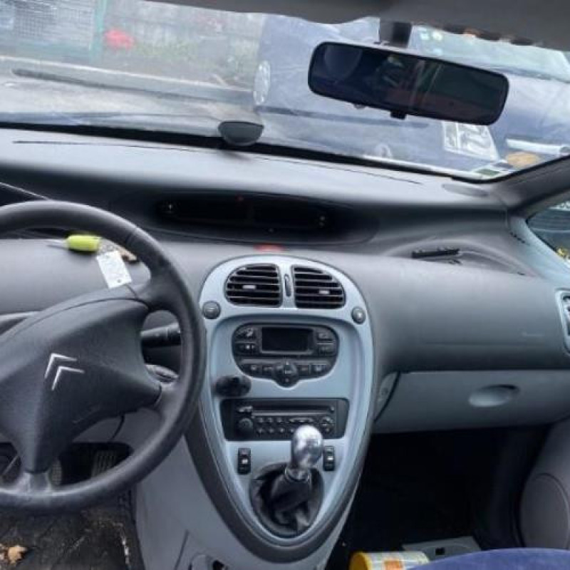 Porte avant droit CITROEN XSARA PICASSO Photo n°20