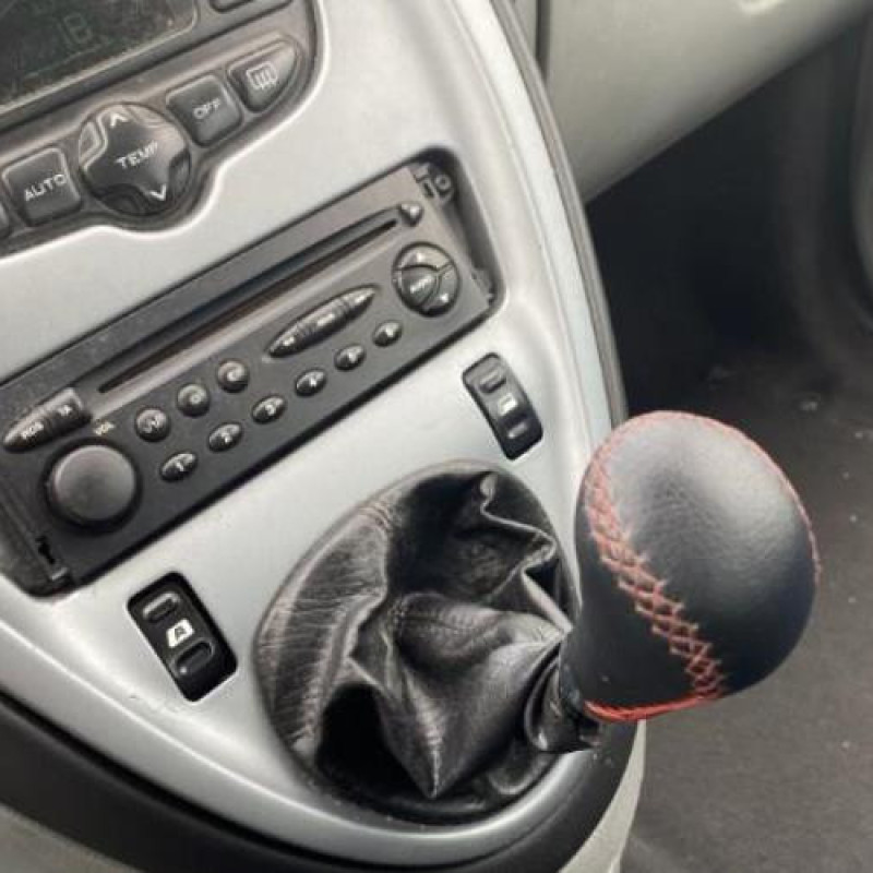 Optique avant principal gauche (feux)(phare) CITROEN XSARA PICASSO Photo n°17