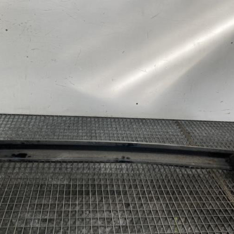 Renfort pare choc arriere (traverse) VOLKSWAGEN GOLF 5 Photo n°7