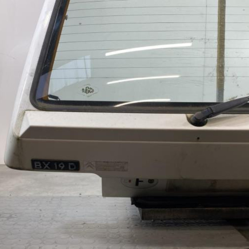 Malle/Hayon arriere CITROEN BX Photo n°6
