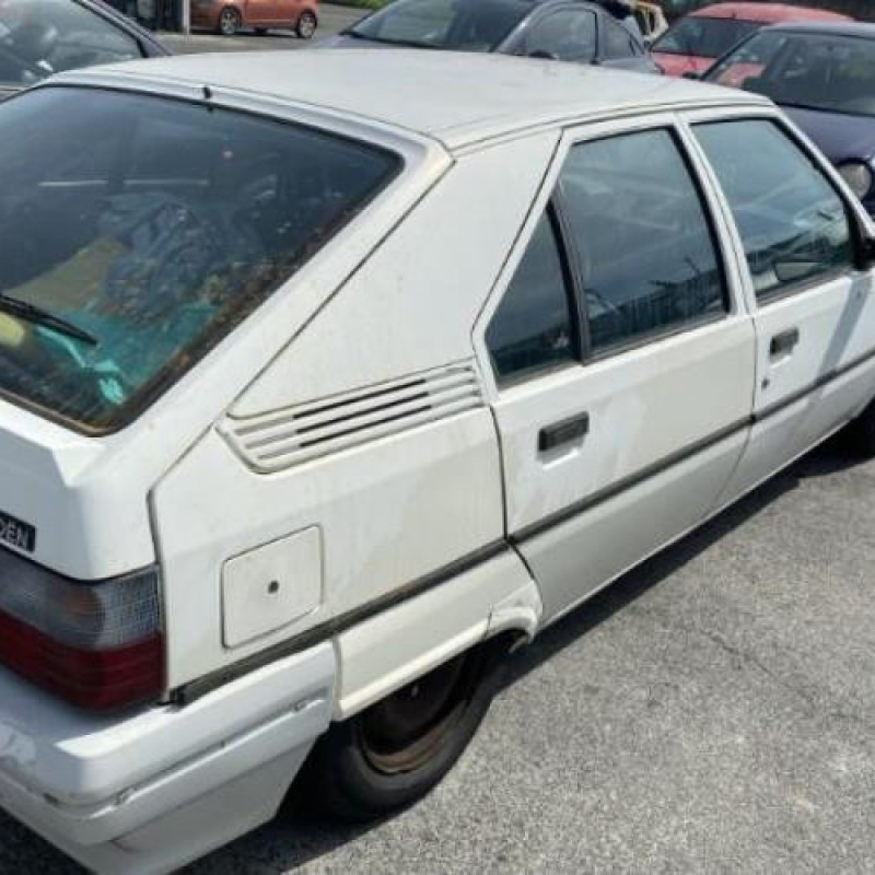 Malle/Hayon arriere CITROEN BX Photo n°14