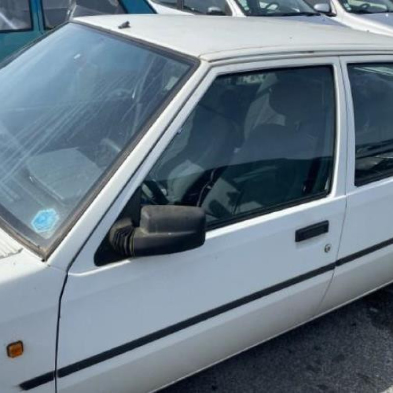 Malle/Hayon arriere CITROEN BX Photo n°18