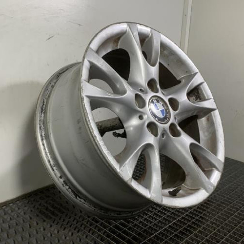 Jante BMW SERIE 1 E87 Photo n°3