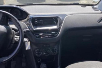 Boitier air bag PEUGEOT 208 1