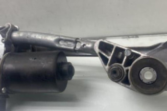 Moteur essuie glace avant MERCEDES CLASSE A 169