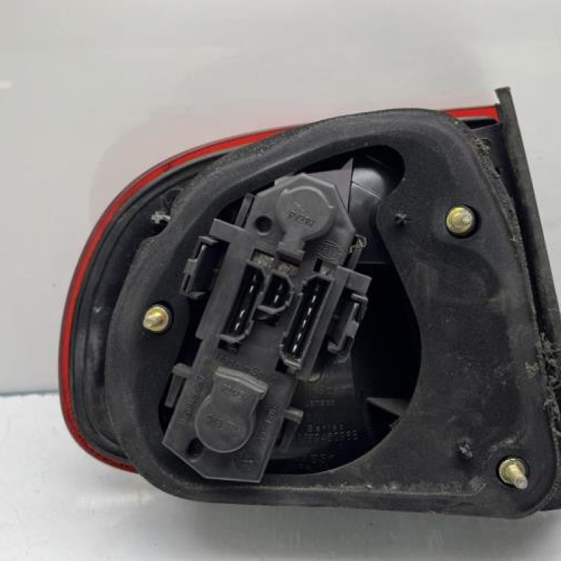 Feu arriere principal droit (feux) SEAT TOLEDO 2 Photo n°3