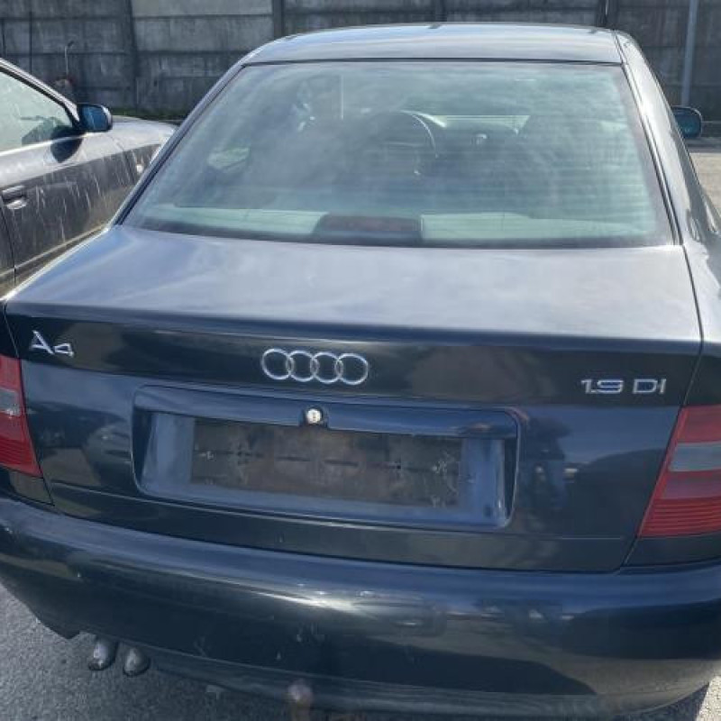 Feu arriere principal droit (feux) AUDI A4 1 Photo n°12