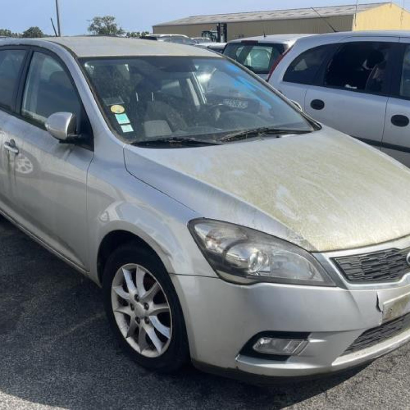 Porte avant droit KIA CEE-D 1 Photo n°9