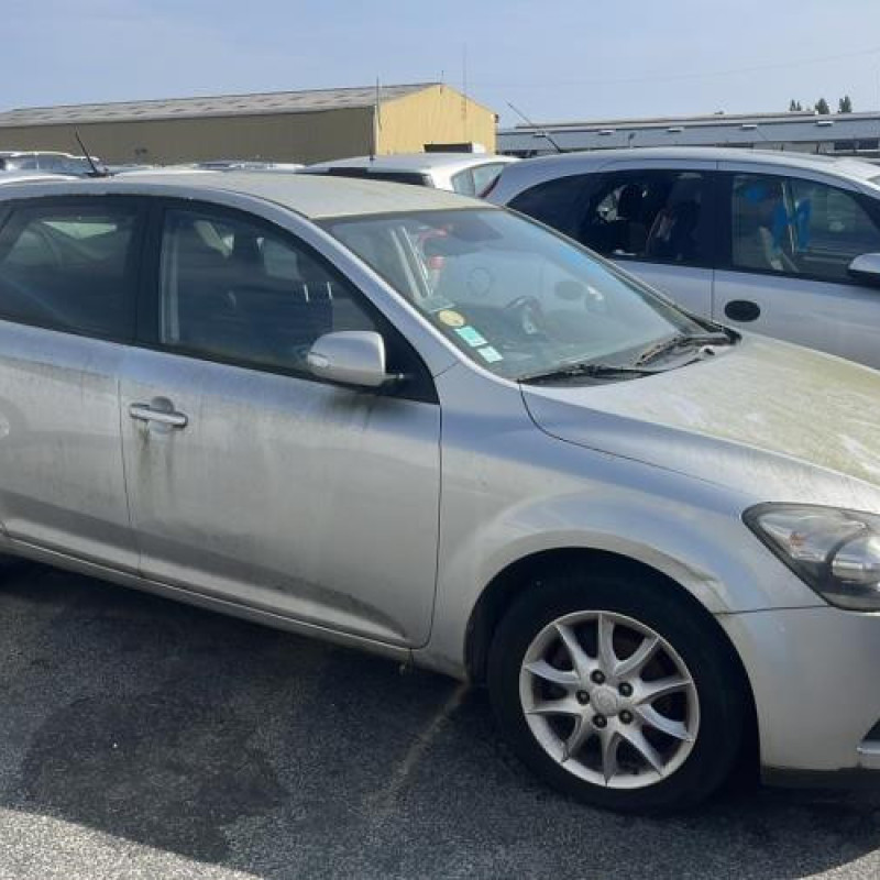 Porte avant droit KIA CEE-D 1 Photo n°13