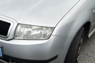 Serrure avant droit SKODA FABIA 1