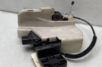 Serrure avant droit VOLKSWAGEN PASSAT 4
