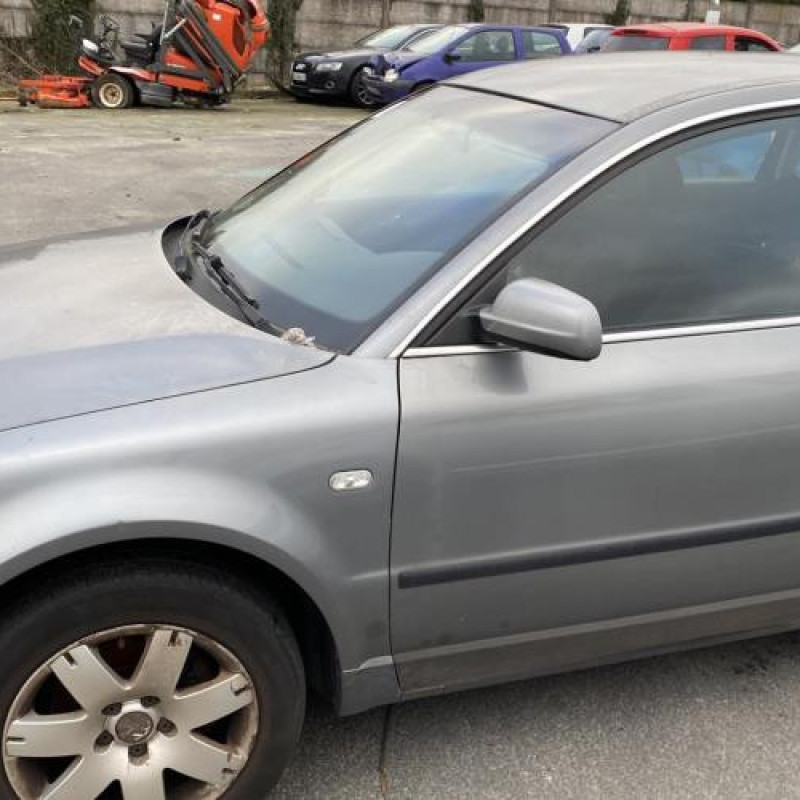 Serrure avant droit VOLKSWAGEN PASSAT 4 Photo n°8