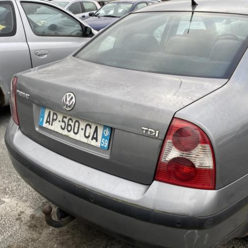 Serrure avant droit VOLKSWAGEN PASSAT 4 Photo n°11