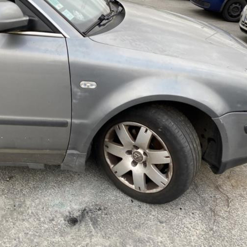 Serrure avant droit VOLKSWAGEN PASSAT 4 Photo n°14