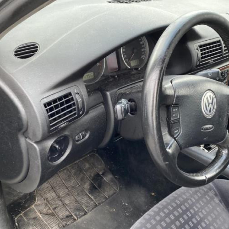 Serrure avant droit VOLKSWAGEN PASSAT 4 Photo n°17