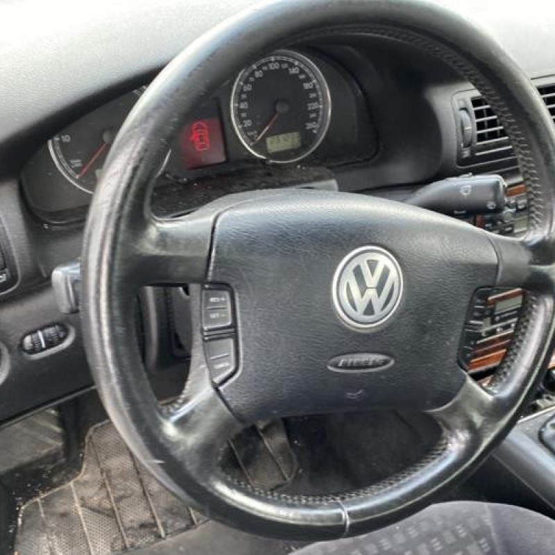 Serrure avant droit VOLKSWAGEN PASSAT 4 Photo n°18
