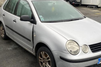 Serrure avant droit VOLKSWAGEN POLO 4