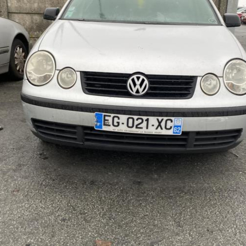 Serrure avant droit VOLKSWAGEN POLO 4 Photo n°7