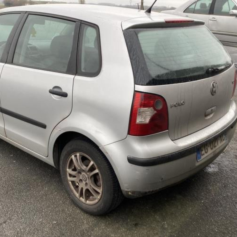 Serrure avant droit VOLKSWAGEN POLO 4 Photo n°11