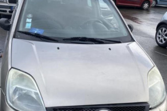 Serrure avant droit FORD FIESTA 5