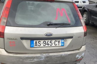 Serrure avant droit FORD FIESTA 5