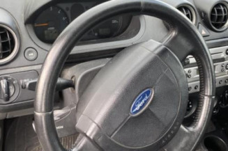 Serrure avant droit FORD FIESTA 5