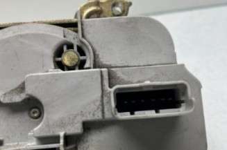 Serrure avant droit PEUGEOT 307