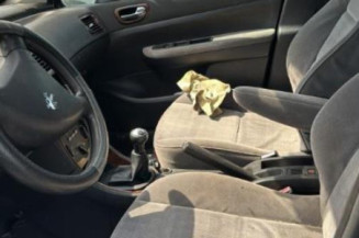 Serrure avant gauche PEUGEOT 307