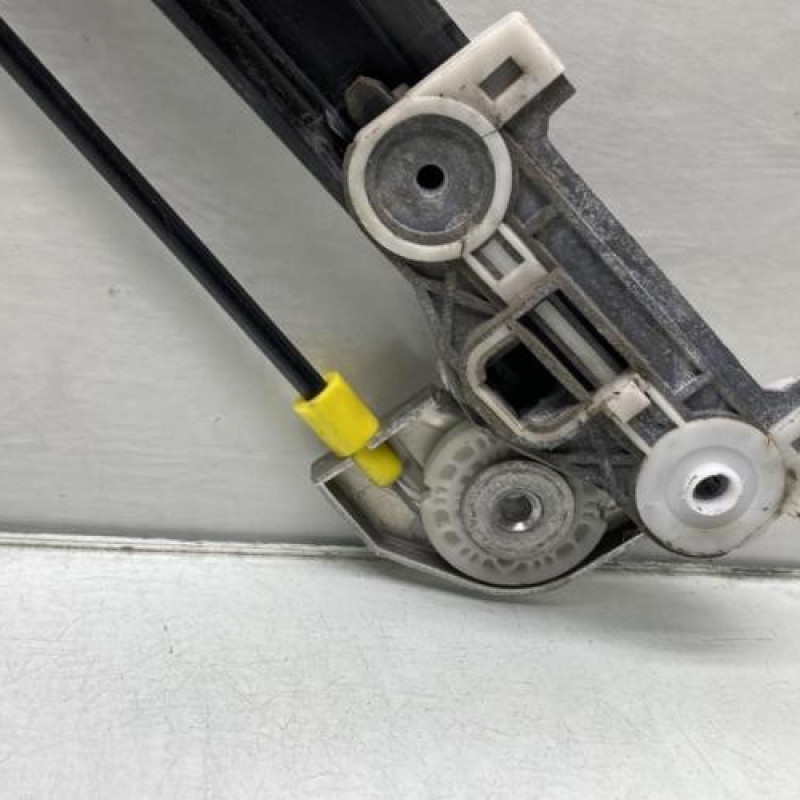 Leve vitre electrique arriere gauche BMW SERIE 5 E39 Photo n°3