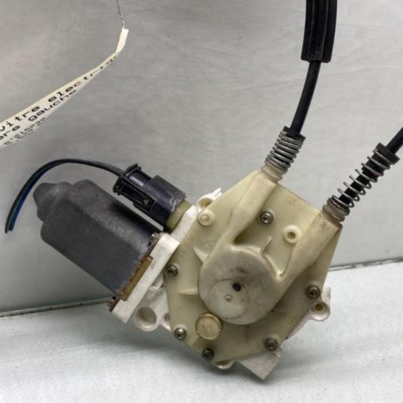 Leve vitre electrique arriere gauche BMW SERIE 5 E39 Photo n°6